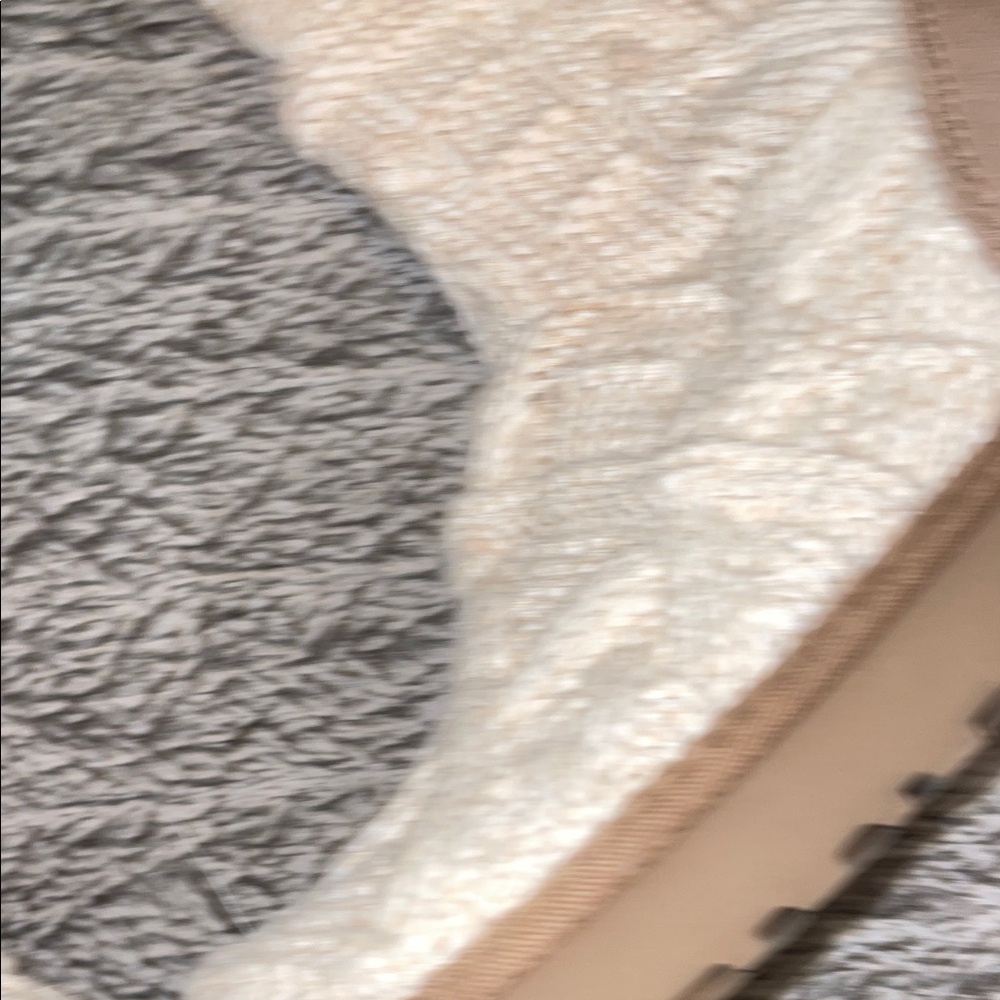 UGG Women's Cream and Tan Winter Boots - Picture 7 of 10